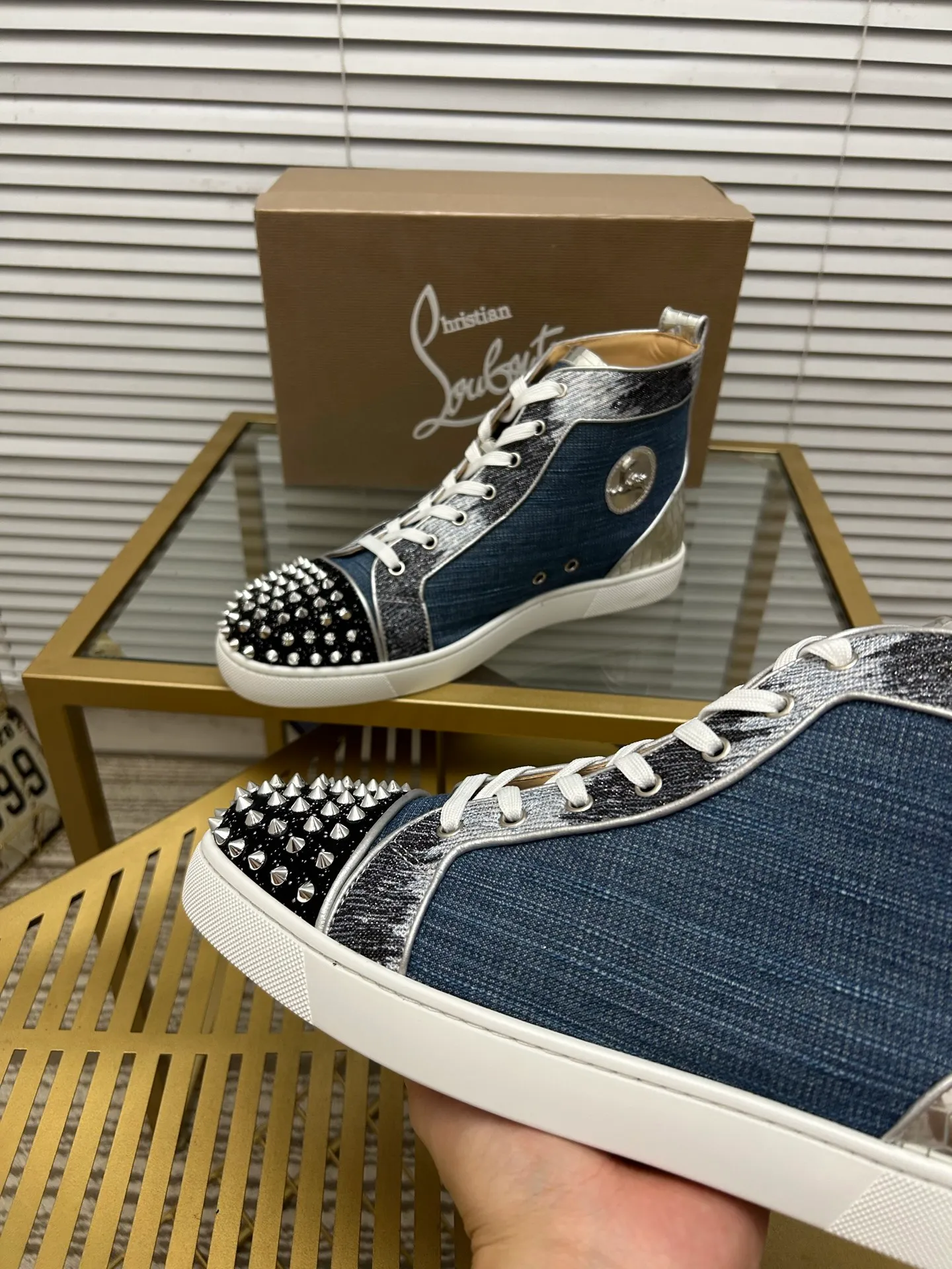 (Customized model) Ex-factory price is 540. christian louboutin (CL red sole shoes) counter series, casual sneakers for couples 📢 📢 📢 Exclusive hot style release 🎈🎈💪 Movable latex feet 👻 Finished outsole line [Proud] 😝Female 35-40# Male 38#-46, global supply😝 [Top version]: Original imported genuine leather upper, top original leather lining, original molded TPU outsole, original 1:1 detail processing, original shoe last,